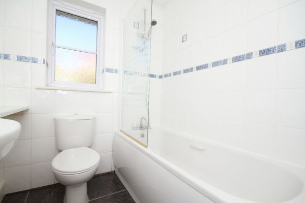 Shower Window Replacement in Port Clinton