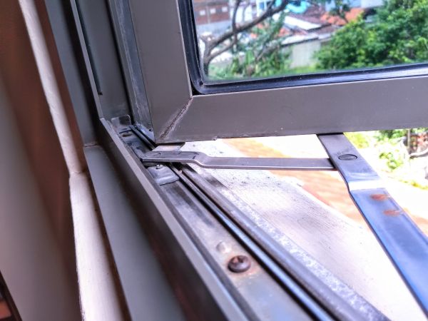 Hinged Window Replacement in Port Clinton